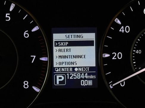 Used 2017 Nissan Armada SL RWD image 60
