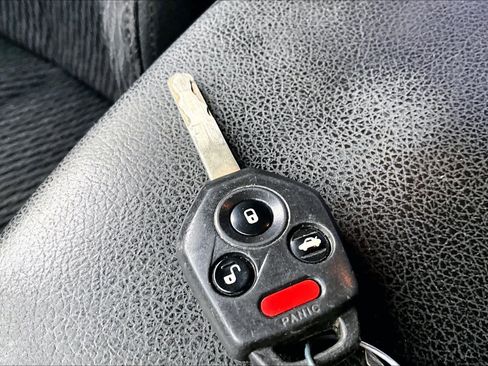 Used 2012 Subaru Legacy 2.5i Premium w/ All-Weather Pkg image 14