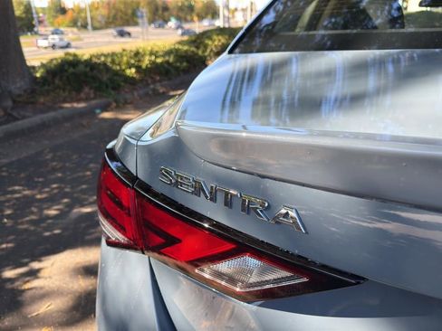 New 2025 Nissan Sentra SR image 14