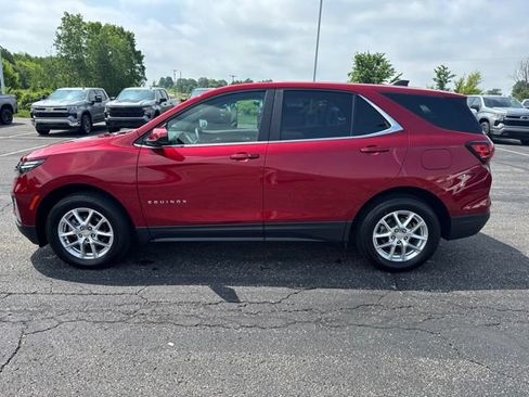 Used 2024 Chevrolet Equinox LT w/ LPO, Floor Liner Package AWD/4WD image 6