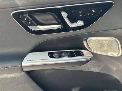 New 2027 Mercedes-Benz GLC 300 image 18