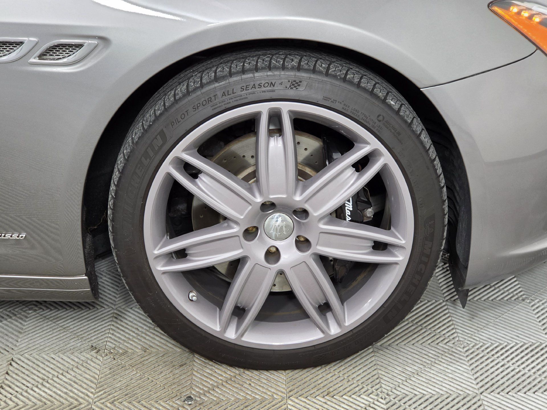Used 2017 Maserati Quattroporte S GranLusso RWD image 46