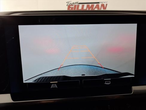 Used 2024 Chevrolet Silverado 3500 LT w/ Z71 Off-Road Package image 4