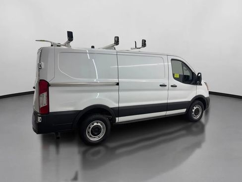 Used 2022 Ford Transit 250 Low Roof RWD image 11