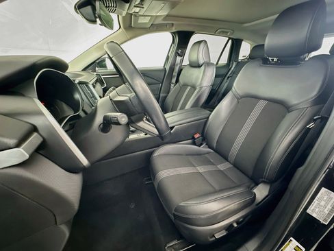 Used 2025 MAZDA CX-50 AWD 2.5 S w/ Premium Package image 13