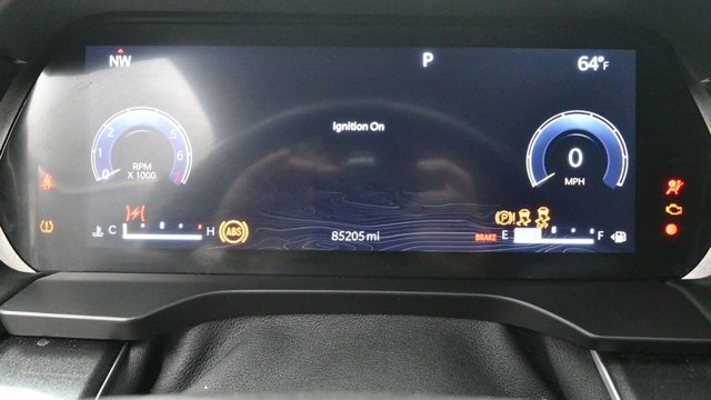 Used 2022 Jeep Grand Cherokee Laredo w/ Luxury Tech Group I AWD/4WD image 28