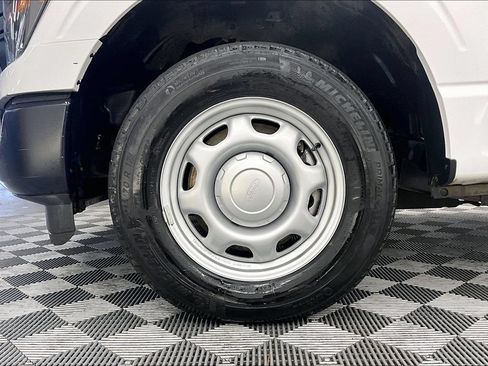 Used 2023 Ford F150 XL RWD image 8