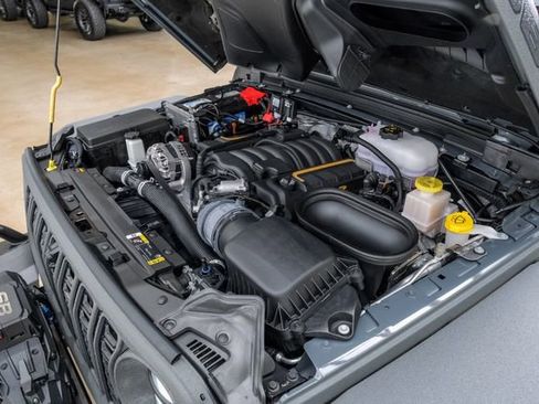 Used 2024 Jeep Wrangler Unlimited Rubicon 392 image 92