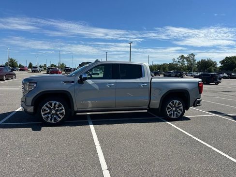 Used 2023 GMC Sierra 1500 Denali w/ Denali Reserve Package AWD/4WD image 13