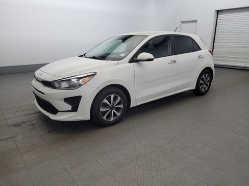 Used 2023 Kia Rio S w/ Technology Package FWD image 2