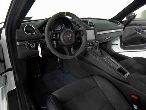 Certified 2025 Porsche 718 Cayman GT4 RS RWD image 16