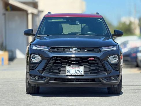Used 2021 Chevrolet TrailBlazer RS w/ Sun and Liftgate Package FWD image 4
