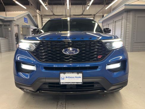 Used 2020 Ford Explorer ST w/ ST Street Pack image 2