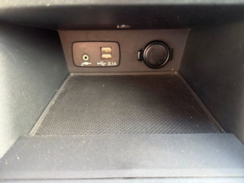 Used 2021 Subaru Crosstrek 2.0i Premium image 39