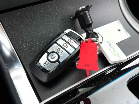 Used 2019 Ford Edge SEL w/ Equipment Group 201A AWD/4WD image 31