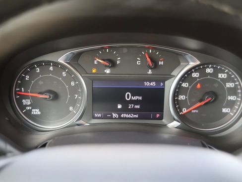 Used 2024 GMC Terrain SLT image 12