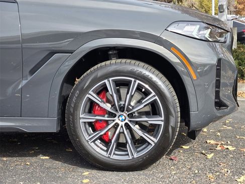 New 2026 BMW X6 xDrive40i w/ Climate Comfort Package image 9
