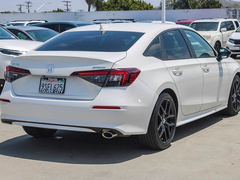 Used 2025 Honda Civic Sport image 9