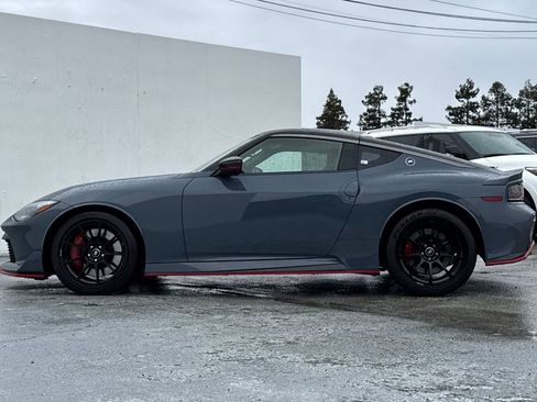 Used 2024 Nissan Z NISMO w/ Floor Mat Package image 6