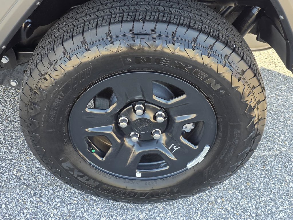 Used 2026 Jeep Wrangler Sport AWD/4WD image 34