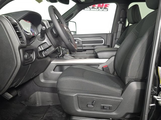 New 2026 RAM 3500 Big Horn AWD/4WD image 23