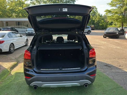 Used 2017 BMW X1 xDrive28i AWD/4WD image 11