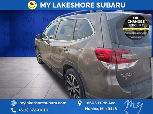 Used 2023 Subaru Forester Limited image 11