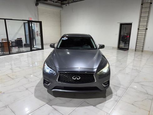 Used 2019 INFINITI Q50 Luxe RWD image 2