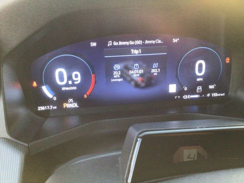 Used 2025 Ford Explorer ST-Line w/ ST-Line Street Pack image 16