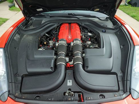 Used 2012 Ferrari California image 23