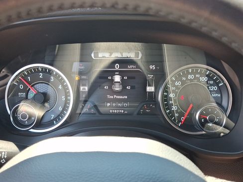Used 2024 RAM 1500 Big Horn AWD/4WD image 26