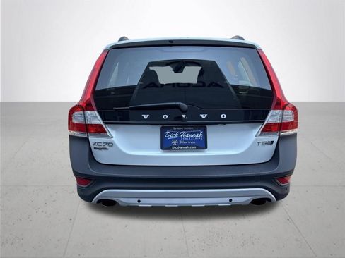 Used 2016 Volvo XC70 T5 Premier w/ Proximity Package AWD/4WD image 7