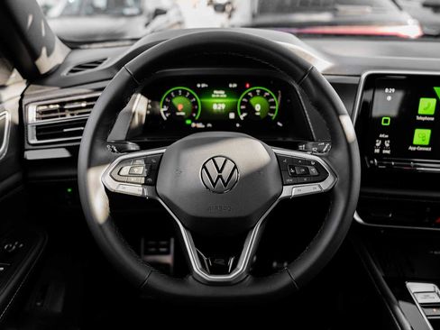 New 2026 Volkswagen Atlas Cross Sport SEL R-Line image 6