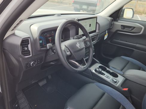 New 2025 Ford Bronco Sport Outer Banks w/ Outer Banks Tech Package+ image 22