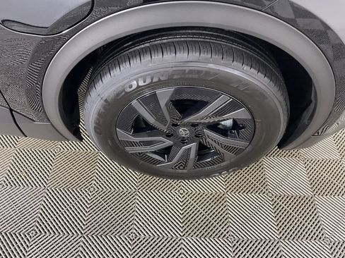 New 2026 Toyota C-HR AWD/4WD image 10