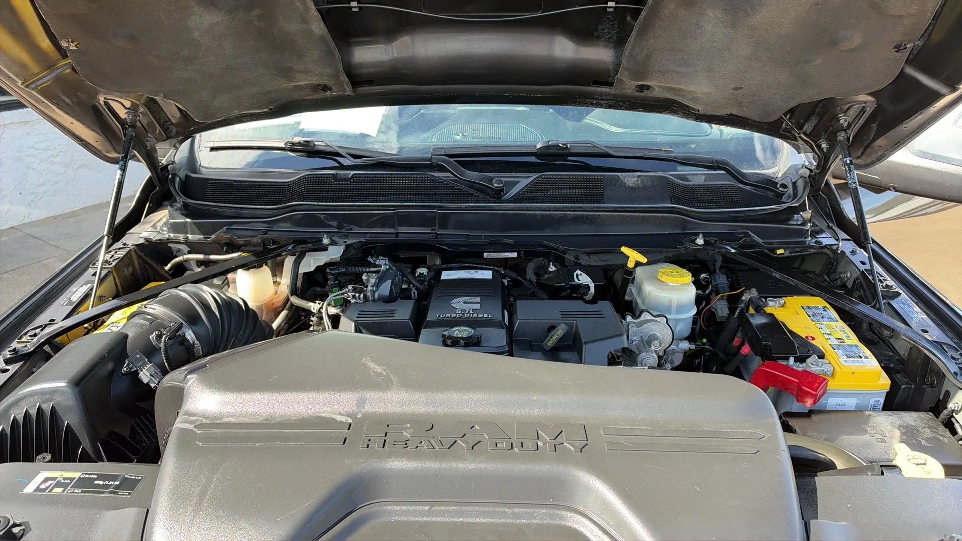 Used 2023 RAM 3500 Laramie AWD/4WD image 22