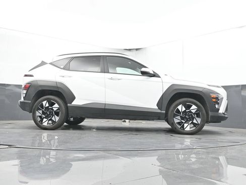 Used 2024 Hyundai Kona SEL AWD/4WD image 43