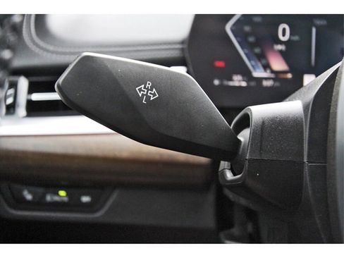 Used 2025 BMW X1 xDrive28i w/ Technology Package image 15