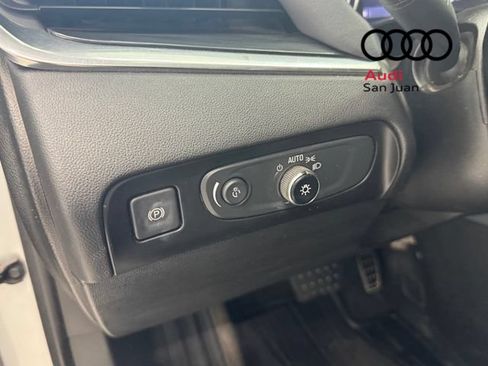 Used 2020 Buick Enclave Essence w/ Sound and Sites Package FWD image 30