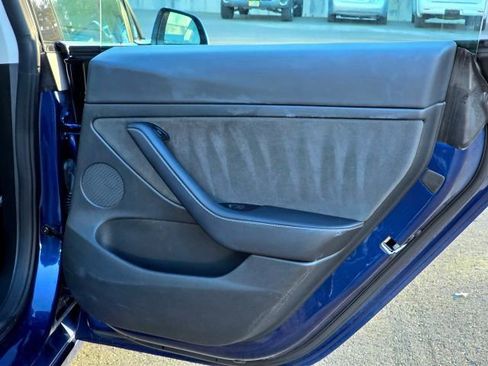 Used 2022 Tesla Model 3 Long Range image 33