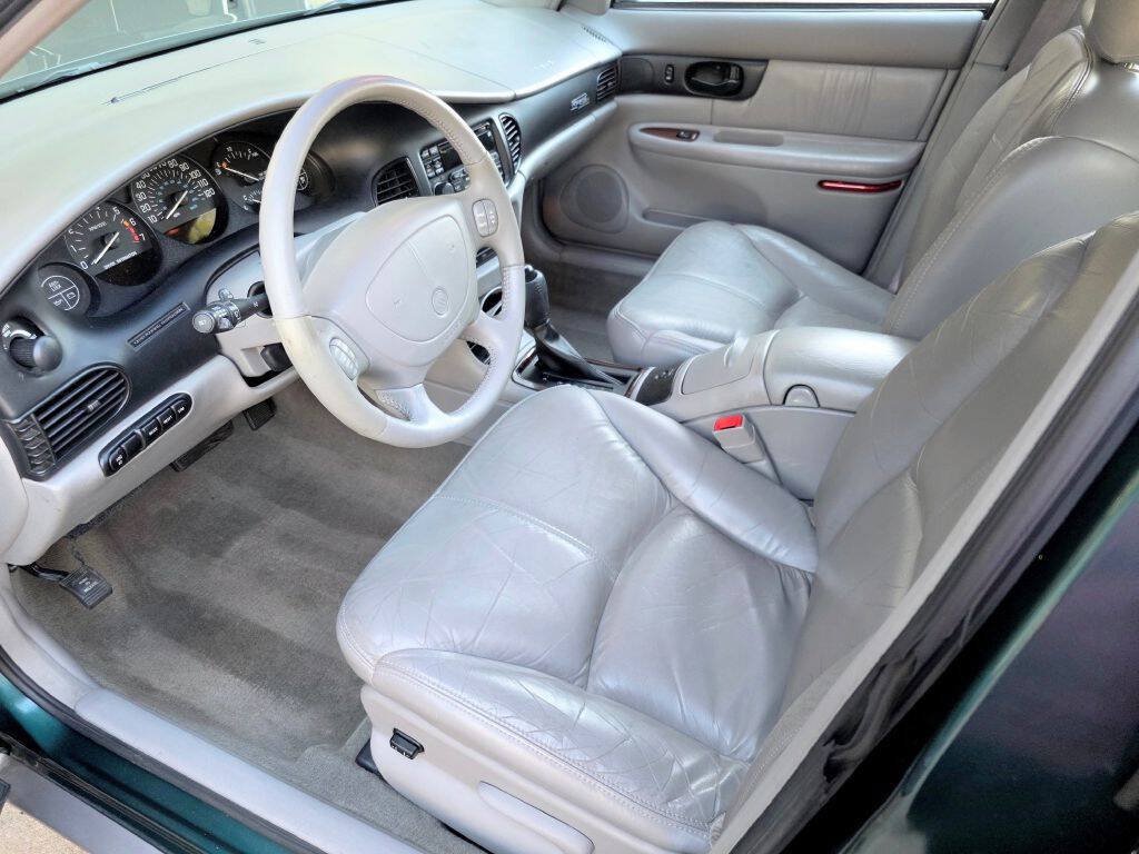 Used 2000 Buick Regal GS w/ GSE Pkg FWD image 7