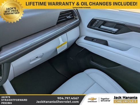 New 2026 Chevrolet Tahoe Premier w/ Sun And Tow Package AWD/4WD image 16