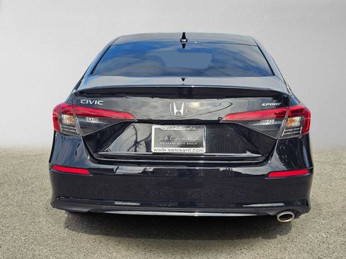 Used 2022 Honda Civic Sport image 4