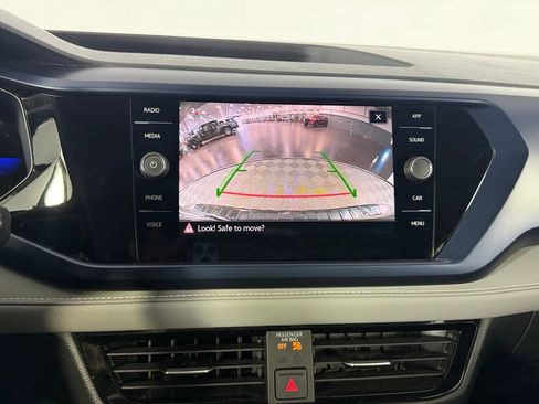 Used 2024 Volkswagen Taos SE FWD image 21