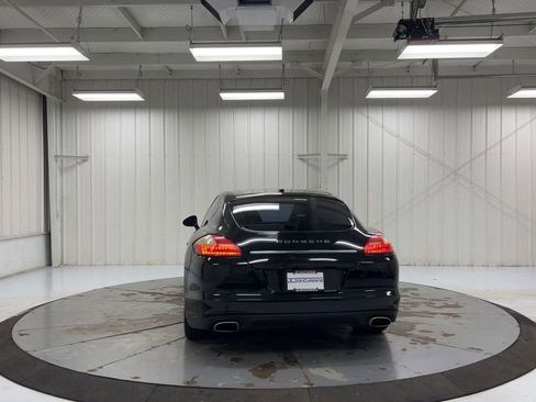 Used 2011 Porsche Panamera 4 image 7
