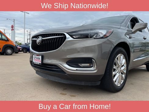 Used 2018 Buick Enclave Premium w/ Experience Buick Package FWD image 17