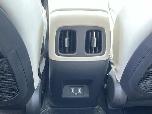 Certified 2022 Hyundai Tucson Limited FWD image 18