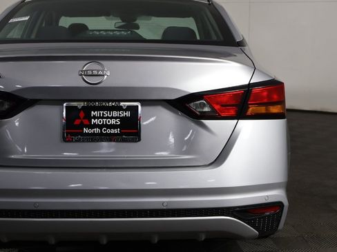 Used 2023 Nissan Altima 2.5 SV image 13