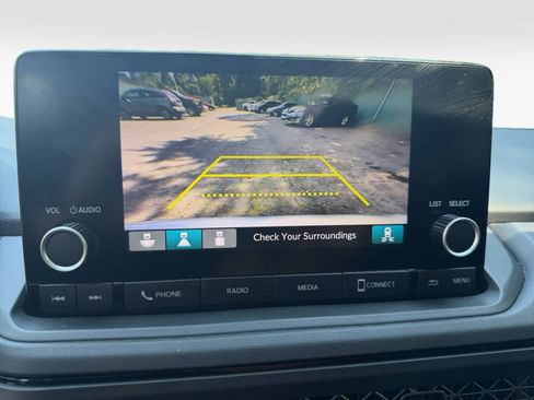 Certified 2025 Honda Accord SE image 17