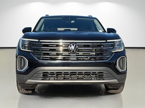 Used 2025 Volkswagen Atlas SEL image 8